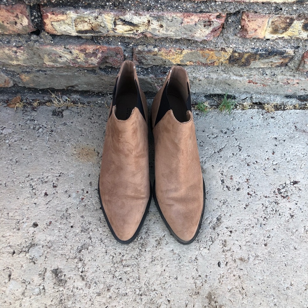 Booties size 7.5/8